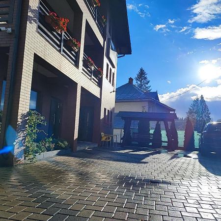 Enigma Bucovinei Hotell Vicovu de Jos Exteriör bild