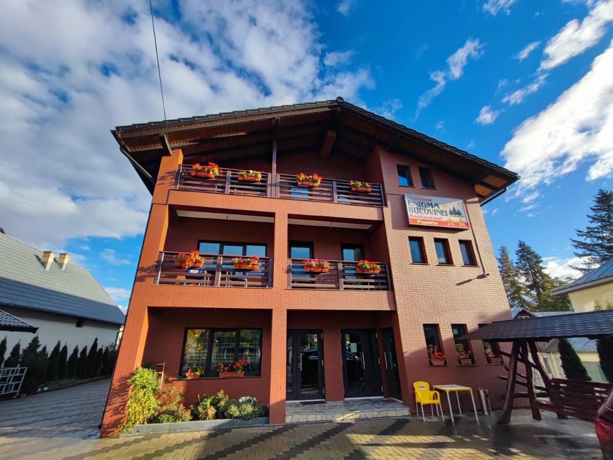 Enigma Bucovinei Hotell Vicovu de Jos Exteriör bild