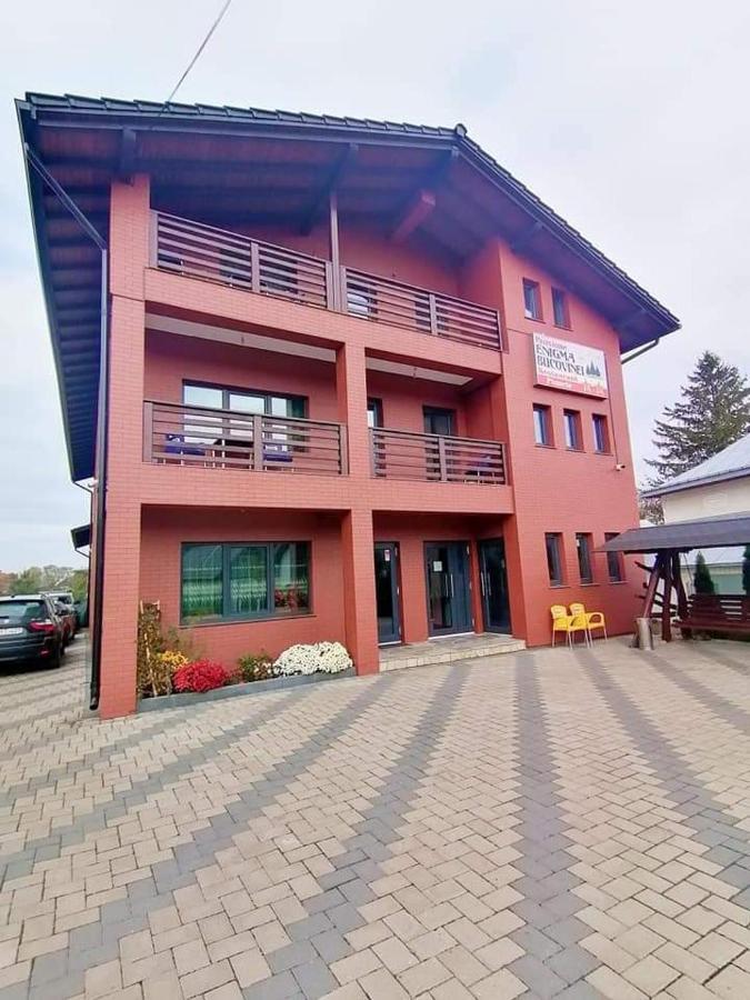 Enigma Bucovinei Hotell Vicovu de Jos Exteriör bild